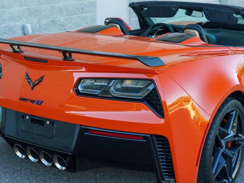 Used 2019 Chevrolet Corvette ZR1 RWD image 75