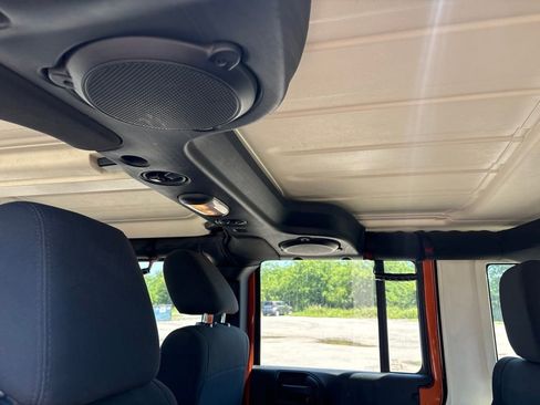 Used 2011 Jeep Wrangler Unlimited Sport AWD/4WD image 30
