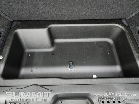 New 2025 Jeep Wrangler Sahara image 34