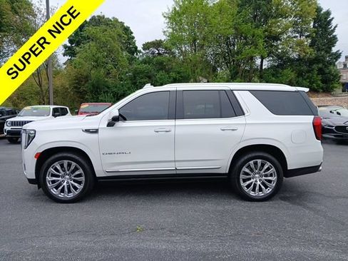 Used 2023 GMC Yukon Denali AWD/4WD image 3