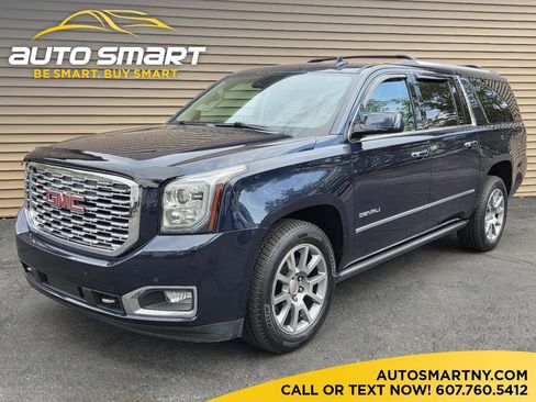 Used 2020 GMC Yukon XL Denali image 1