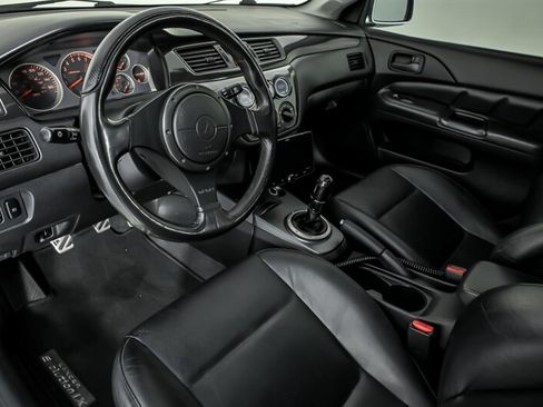 Used 2006 Mitsubishi Lancer Evolution AWD/4WD image 19