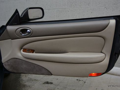 Used 2000 Jaguar XK8 Convertible RWD image 22