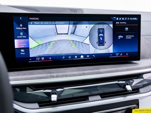 Certified 2025 BMW X7 xDrive40i w/ M Sport Package image 25