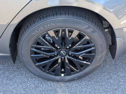 New 2025 Nissan Altima 2.5 SV w/ SV Special Edition Package image 10