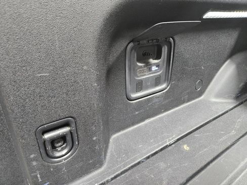 Used 2022 Rivian R1T Adventure image 42