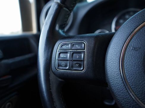 Used 2014 Jeep Wrangler Unlimited Sport AWD/4WD image 27