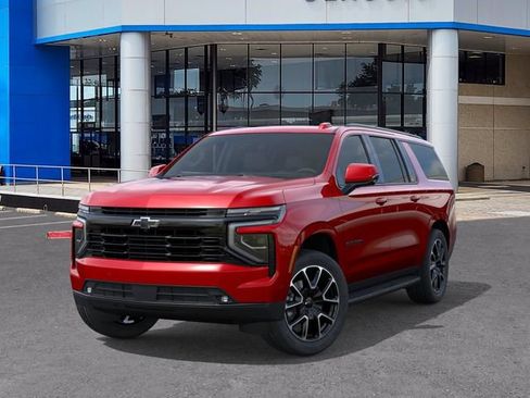 New 2026 Chevrolet Suburban RST AWD/4WD image 6