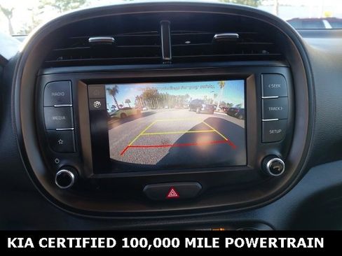 Certified 2025 Kia Soul LX image 16