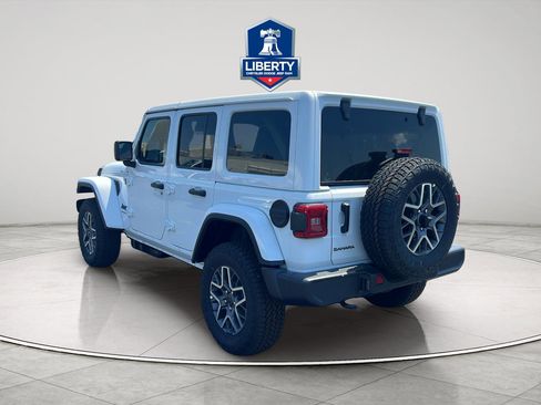 New 2026 Jeep Wrangler Unlimited Sahara w/ Technology Group AWD/4WD image 26