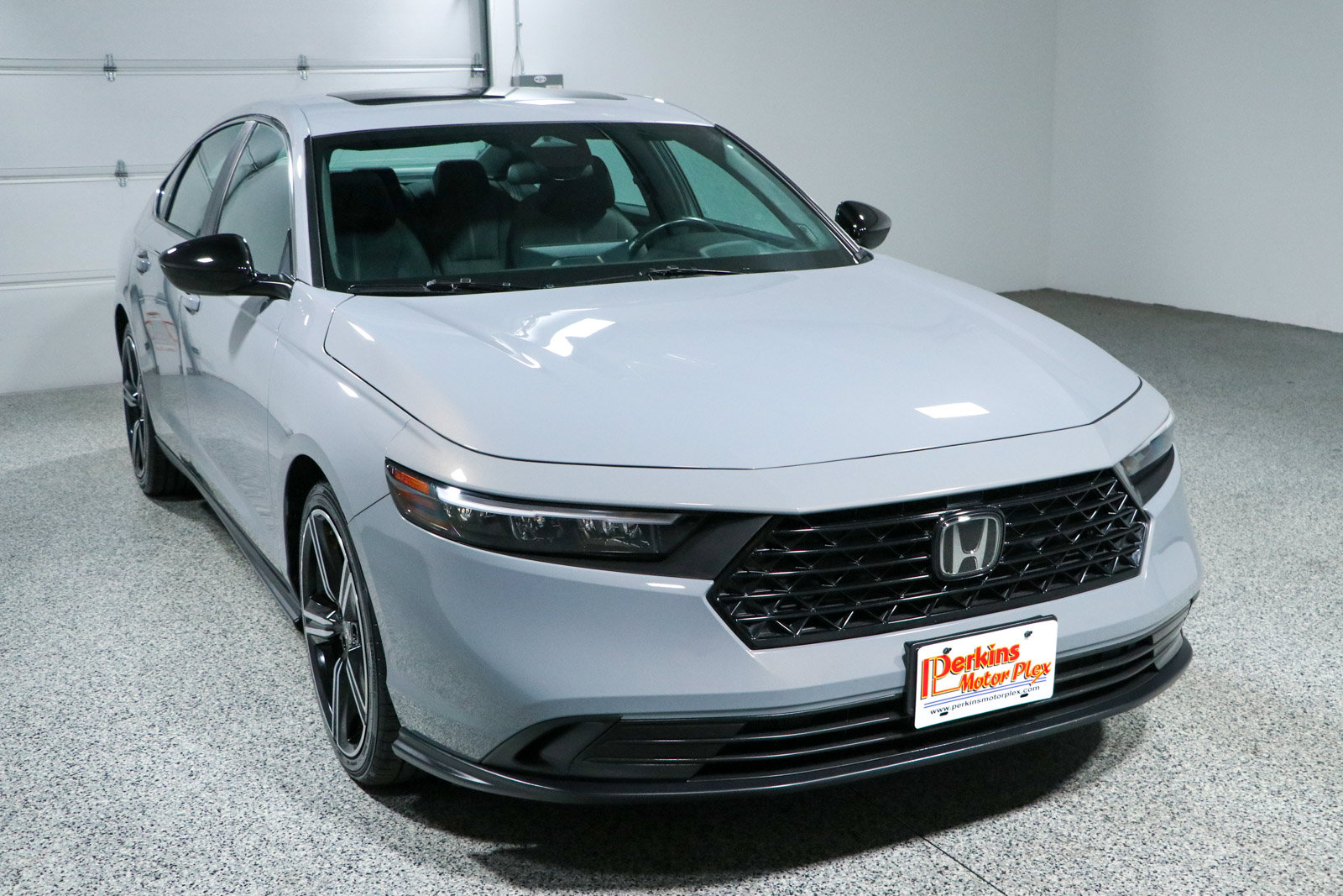 Used 2024 Honda Accord Sport image 5