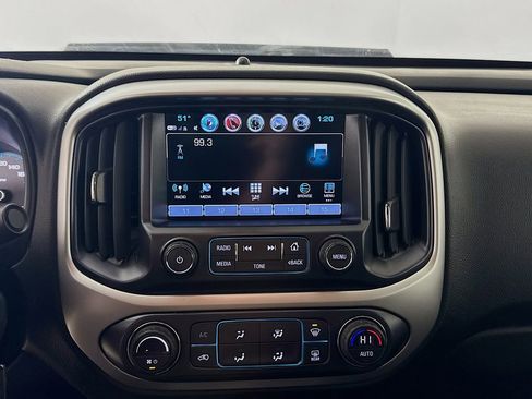 Used 2018 Chevrolet Colorado ZR2 image 14