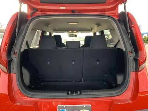 Used 2021 Kia Soul LX image 19