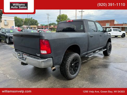 Used 2017 RAM 2500 Tradesman w/ Chrome Appearance Group AWD/4WD image 3