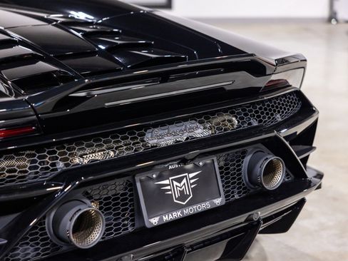 Used 2023 Lamborghini Huracan EVO AWD/4WD image 15
