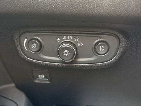 Used 2019 GMC Terrain Denali image 17