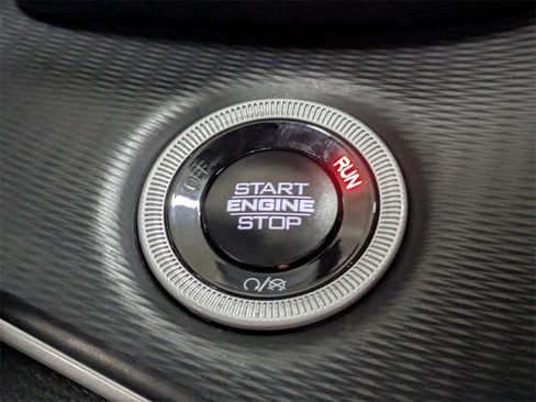 Certified 2024 Jeep Grand Cherokee Laredo X w/ Trailer Tow Package image 30