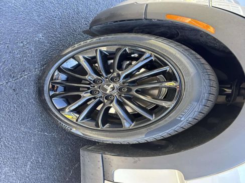 Certified 2024 MINI Cooper Clubman S image 10