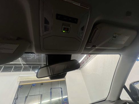 Used 2025 Toyota RAV4 XLE image 30