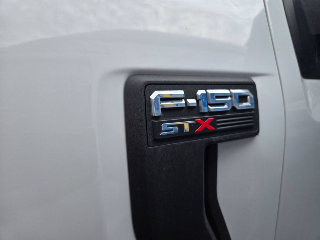 Used 2022 Ford F150 XL w/ STX Appearance Package AWD/4WD image 4