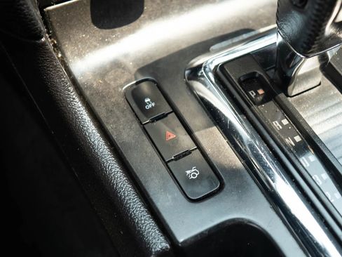 Used 2012 Ford Mustang GT Premium image 24