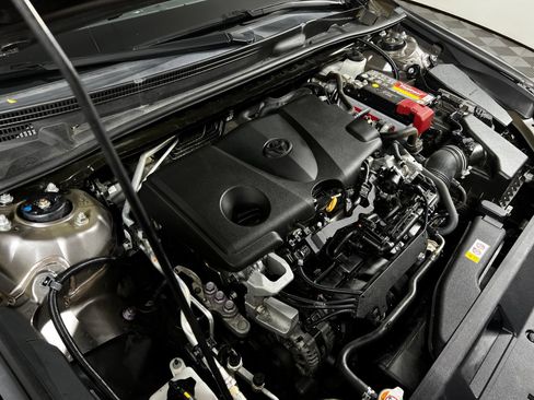 Certified 2022 Toyota Camry SE w/ Convenience Package FWD image 10