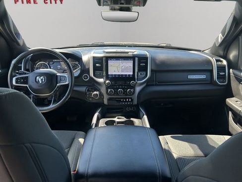 Used 2022 RAM 1500 Big Horn AWD/4WD image 16