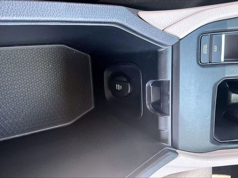 Used 2025 Honda Accord SE image 16