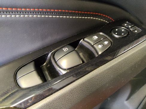Used 2023 Nissan Altima 2.5 SR w/ SR Premium Package FWD image 27