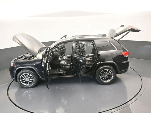 Used 2018 Jeep Grand Cherokee Limited image 69