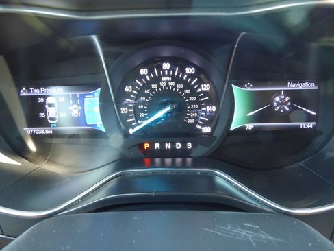 Used 2017 Ford Fusion Titanium FWD image 29