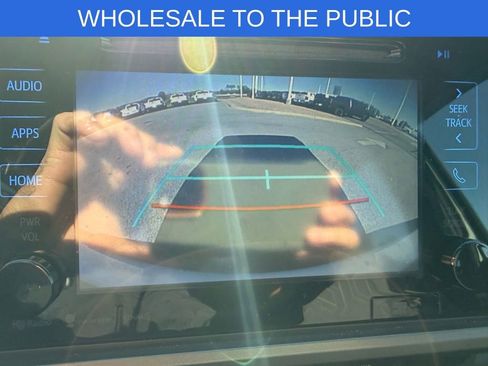 Used 2016 Toyota Tacoma TRD Off-Road w/ Premium & Technology Package image 21