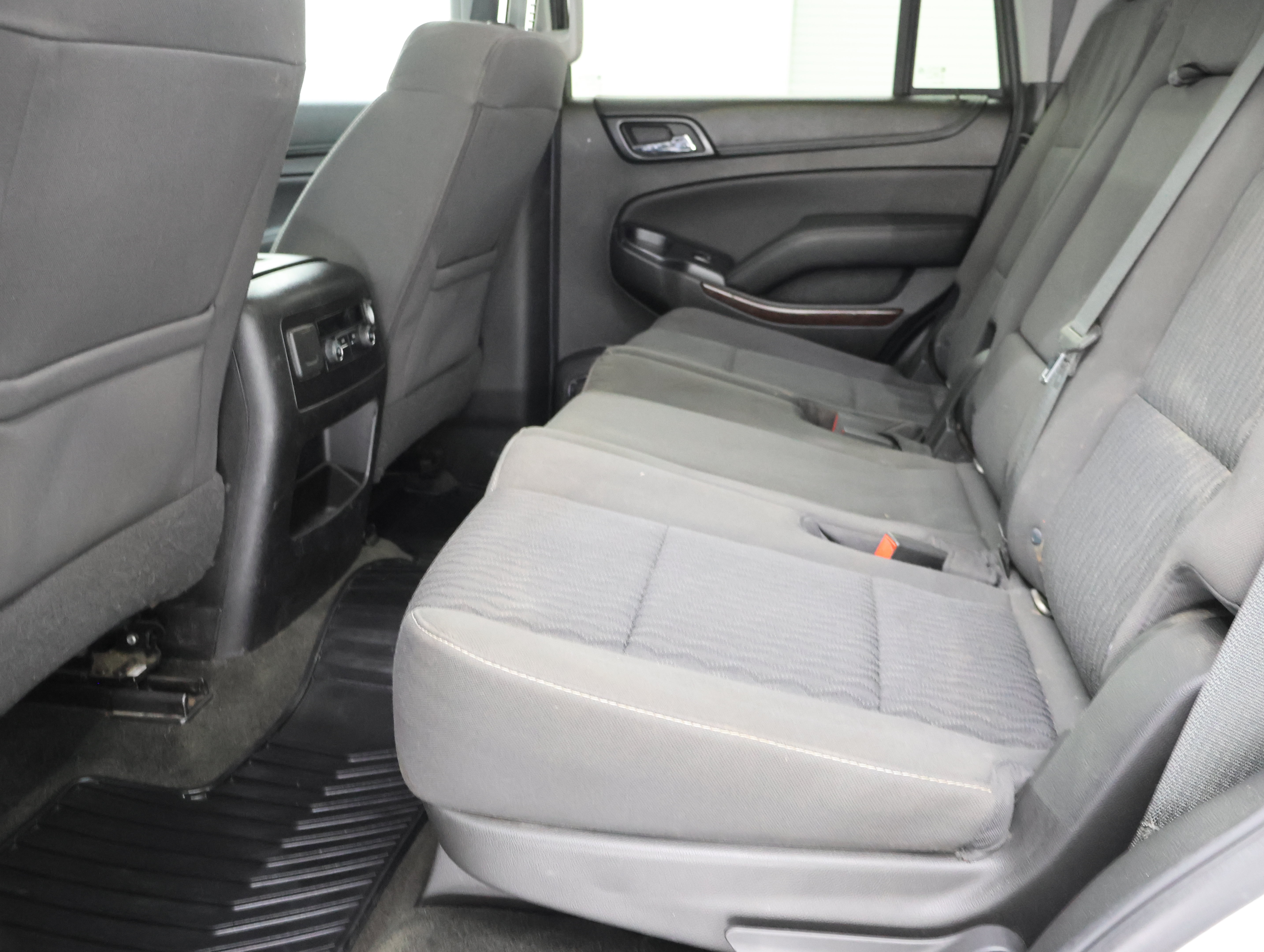 Used 2018 GMC Yukon SLE w/ SLE Value Package AWD/4WD image 35
