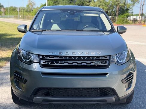 Used 2017 Land Rover Discovery Sport SE image 8