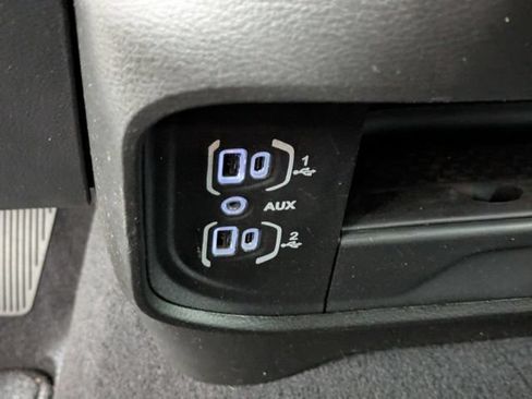 Certified 2026 RAM 2500 Big Horn AWD/4WD image 25