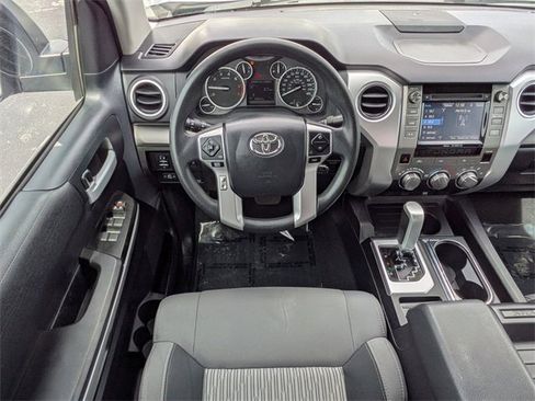 Used 2016 Toyota Tundra SR5 w/ SR5 Upgrade Package image 19