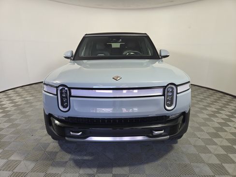 Used 2024 Rivian R1S Adventure AWD/4WD image 8