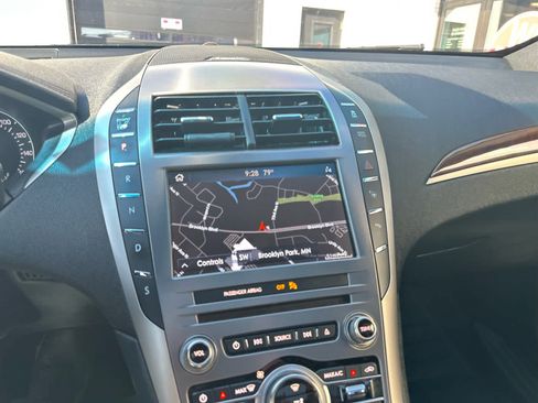 Used 2020 Lincoln MKZ Reserve w/ Elements Package AWD/4WD image 12