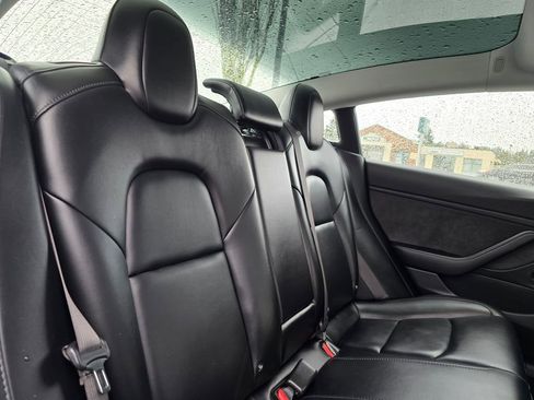 Used 2018 Tesla Model 3 Long Range image 12