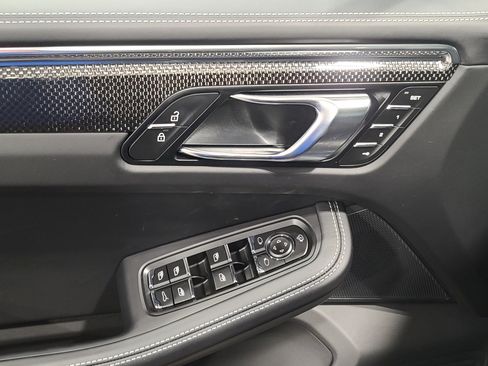 New 2026 Porsche Macan GTS image 14