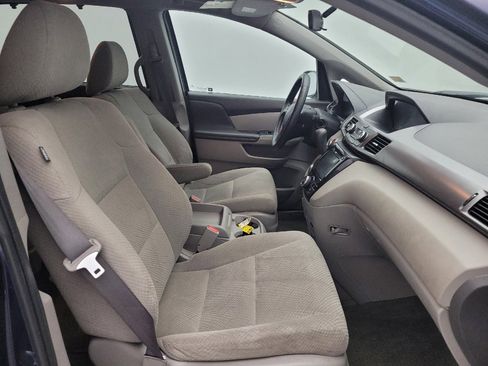 Used 2017 Honda Odyssey SE image 21