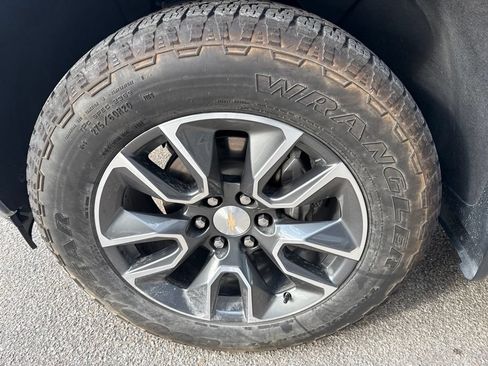 Used 2024 Chevrolet Silverado 1500 LT w/ All Star Edition Plus AWD/4WD image 9