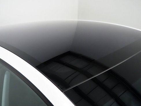 Used 2026 Tesla Model Y Long Range RWD image 5