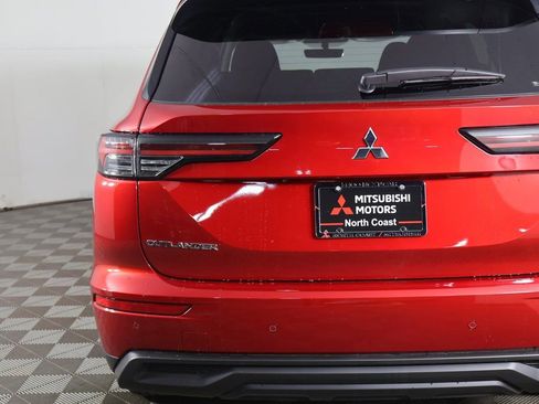 New 2026 Mitsubishi Outlander ES AWD/4WD image 15