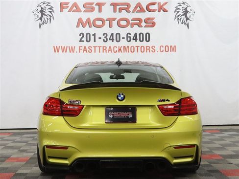 Used 2017 BMW M4 Coupe RWD image 6