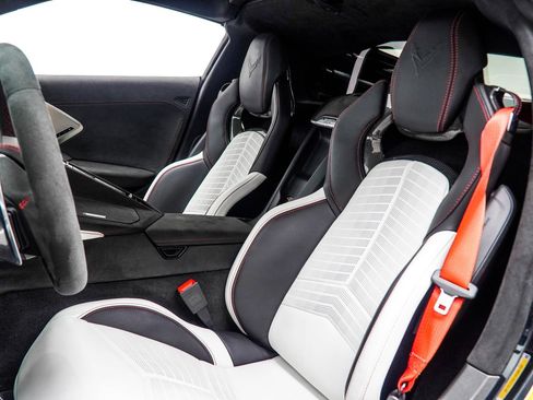 Used 2023 Chevrolet Corvette Stingray Premium Cpe RWD image 48