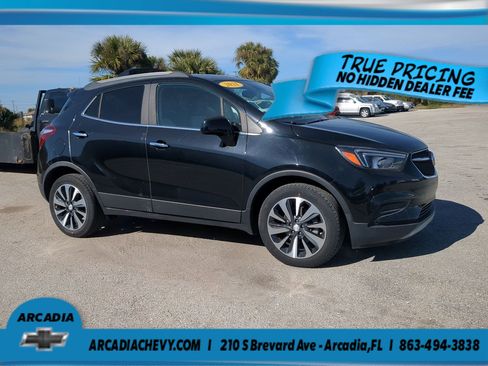 Used 2021 Buick Encore Preferred FWD image 2