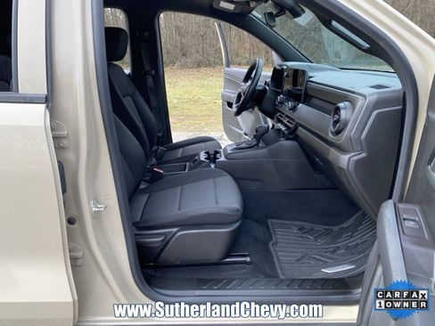 Used 2024 Chevrolet Colorado W/T image 16