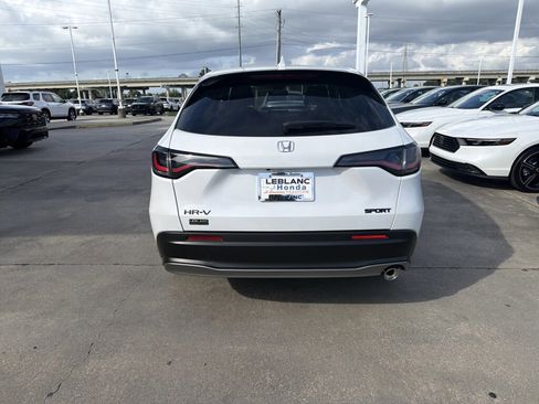 New 2026 Honda HR-V Sport image 7