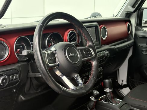 Used 2020 Jeep Wrangler Rubicon w/ Steel Bumper Group image 13